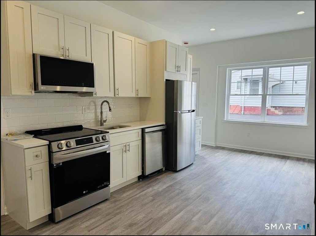 27 Pearl St #4 - Photo 2 of 7