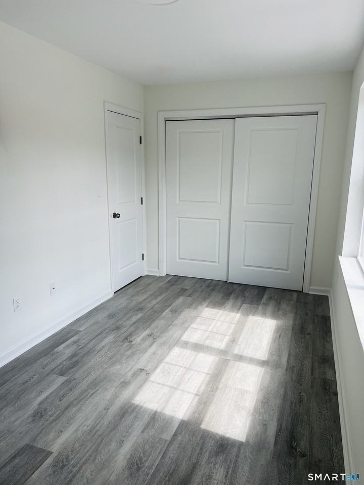 27 Pearl St #4 - Photo 4 of 7