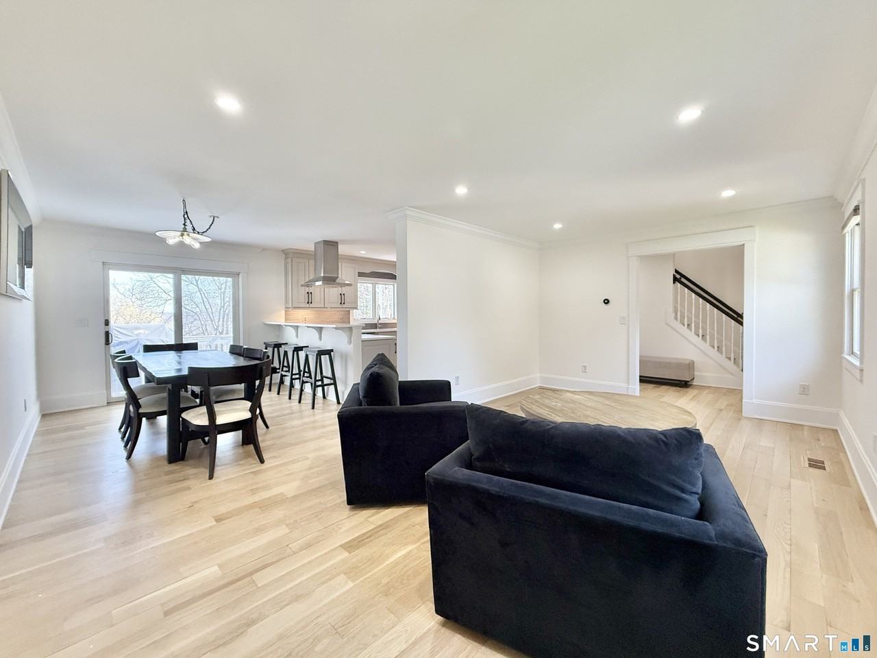 49 Spring Hill Ave - Photo 6 of 27