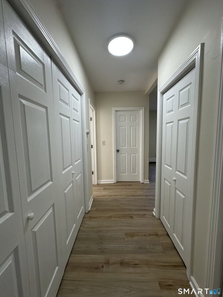 42 Jefferson Ave - Photo 6 of 13