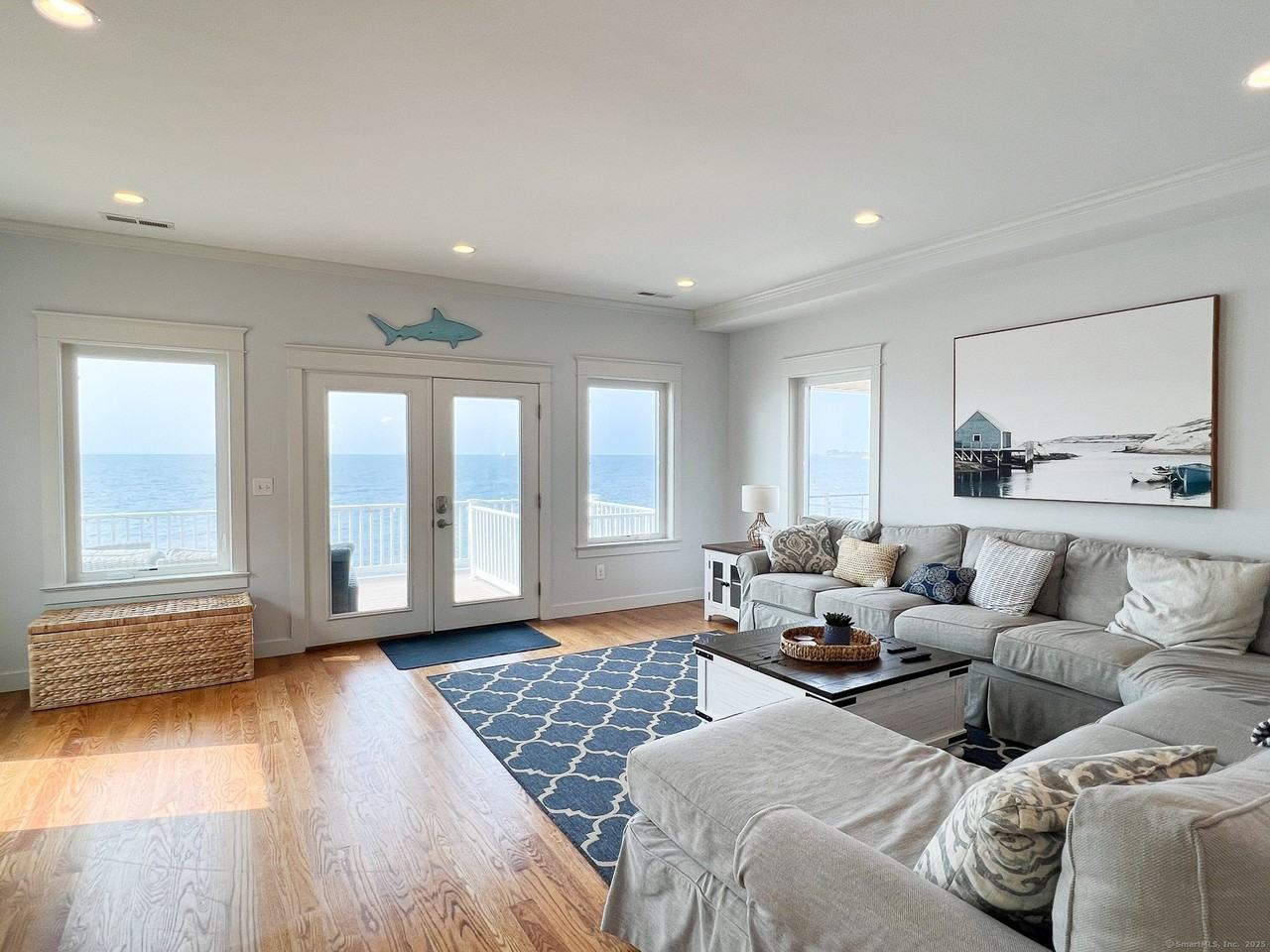 33 Melba St - Photo 3 of 35