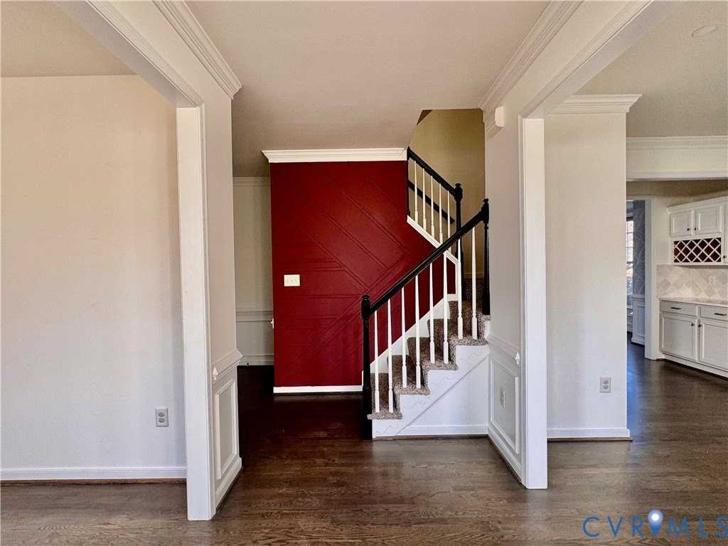 11800 Autumnwood Ct - Photo 2 of 24