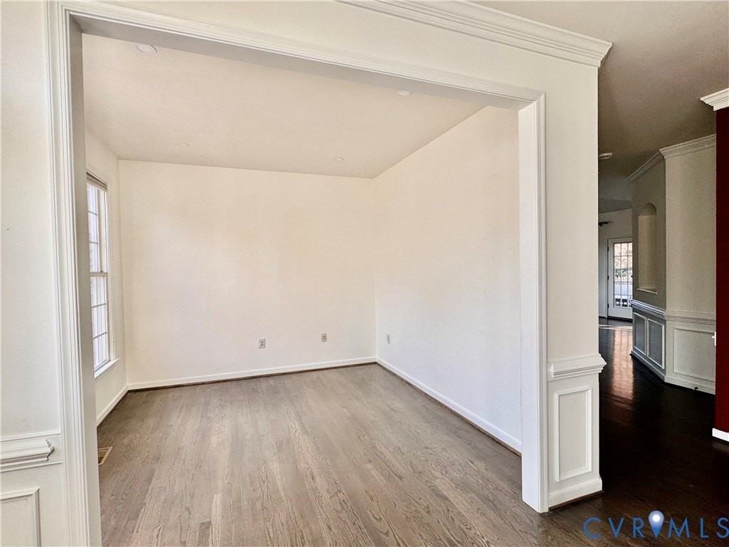 11800 Autumnwood Ct - Photo 3 of 24