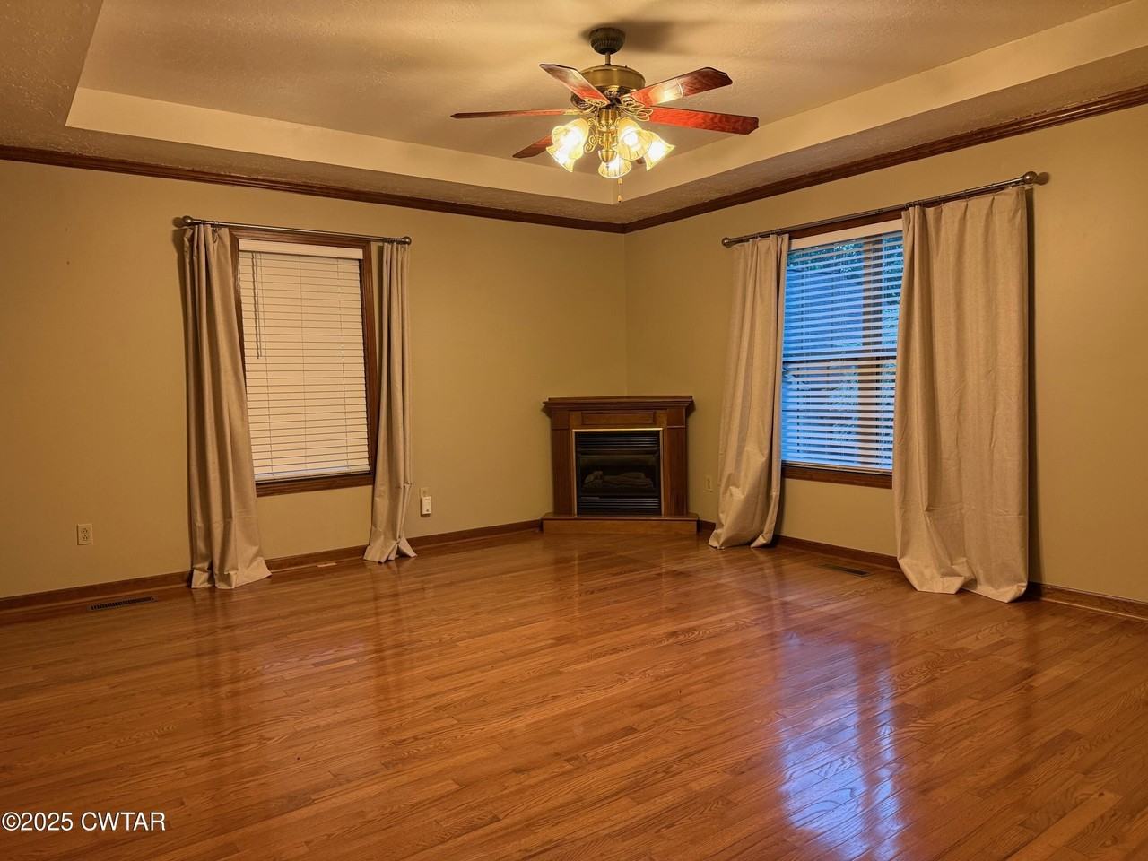 415 Richardson Hill Rd - Photo 3 of 17