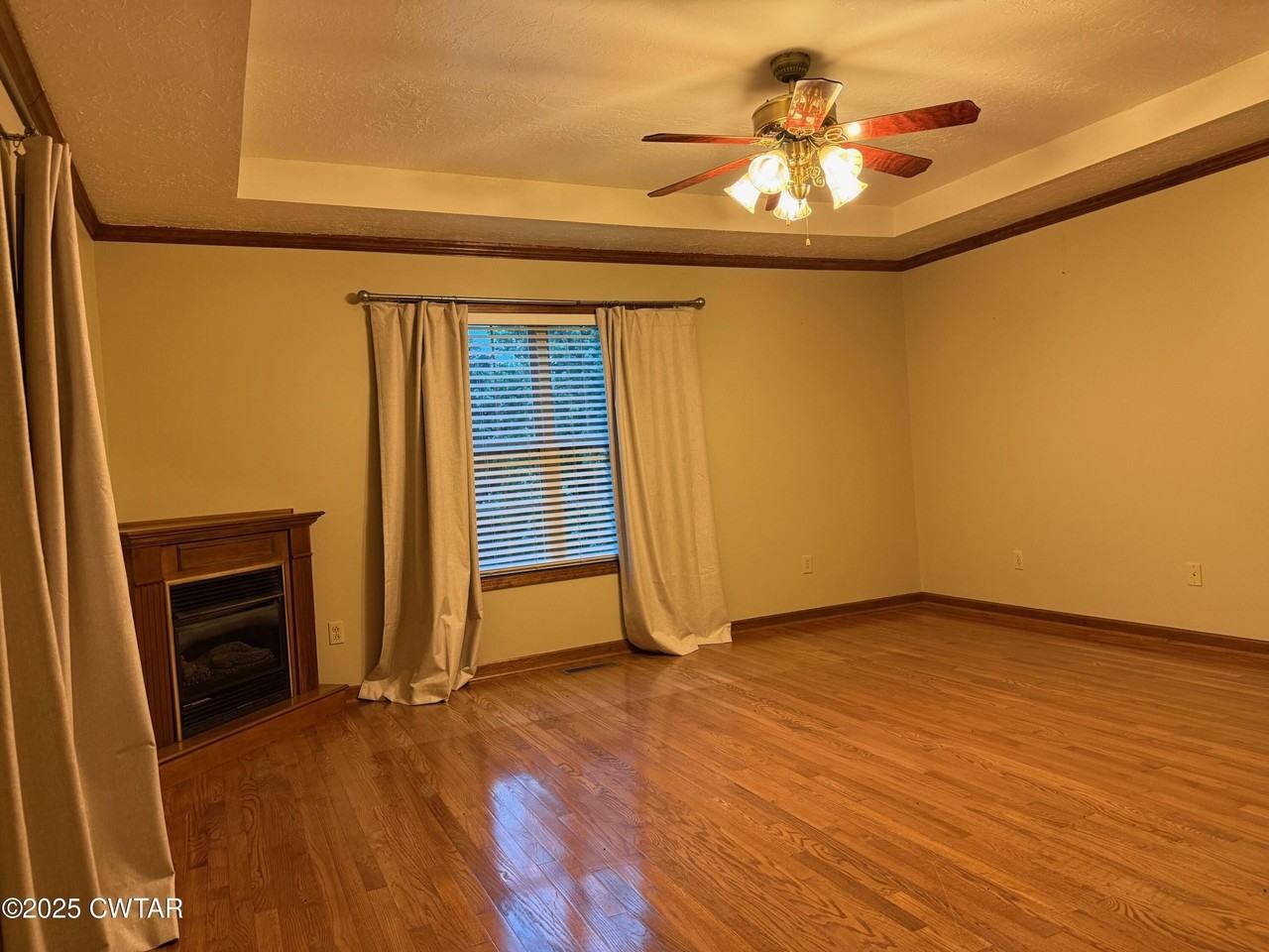 415 Richardson Hill Rd - Photo 4 of 17