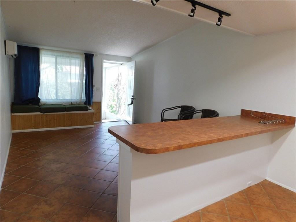 557 7th Pl - Photo 2 of 12