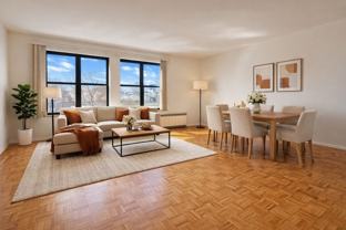 657 Warren St Apt 2b - Photo 1 of 1