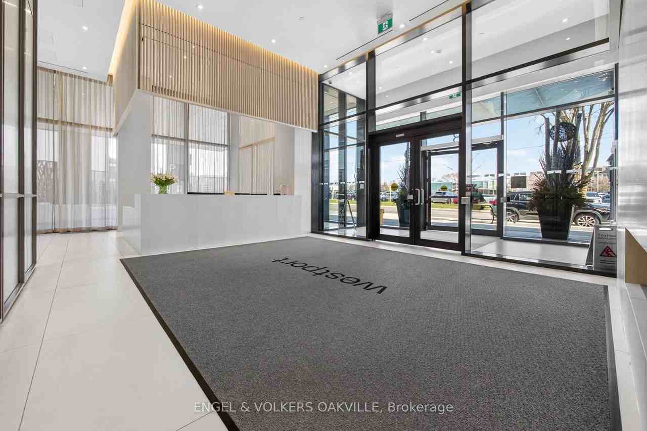 28 Residential Condominium - Photo 3 of 28
