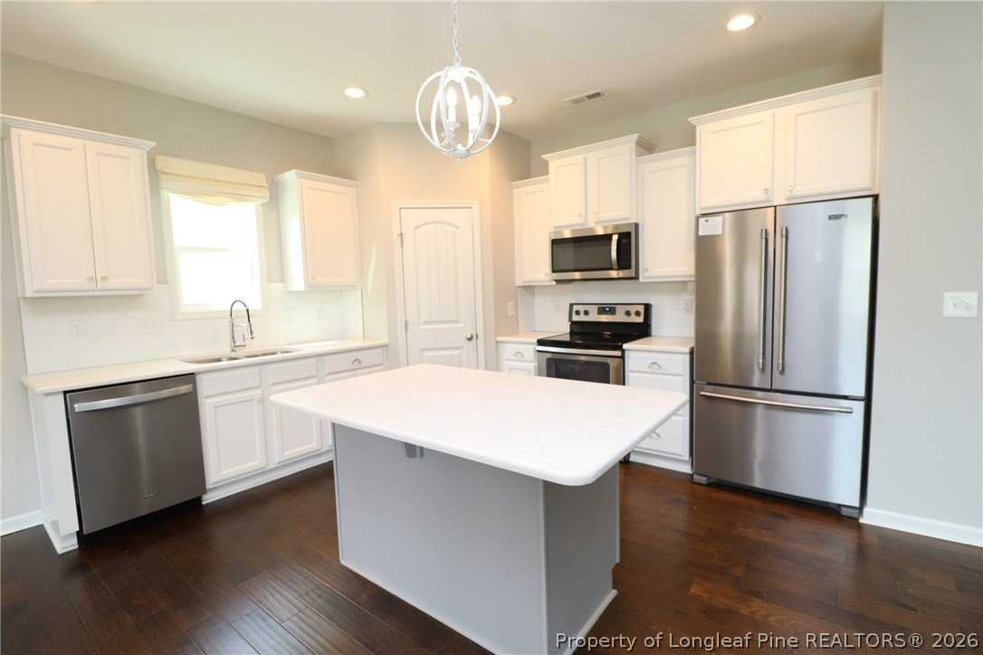 84 Fairview St - Photo 7 of 37