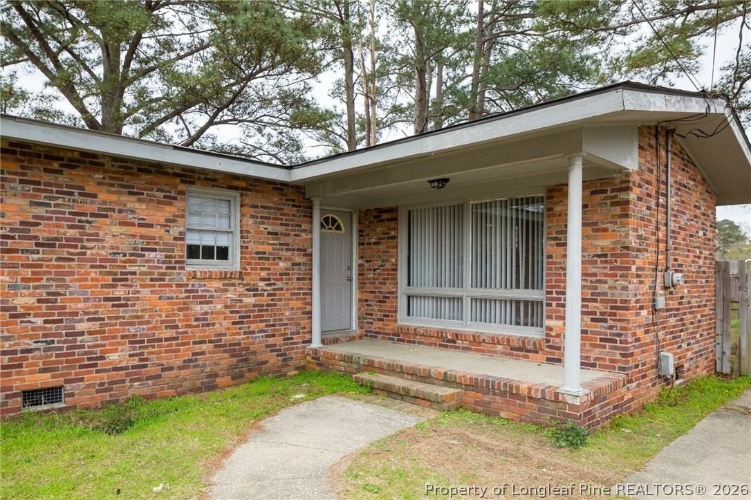 5438 S Sumac Cir - Photo 2 of 13