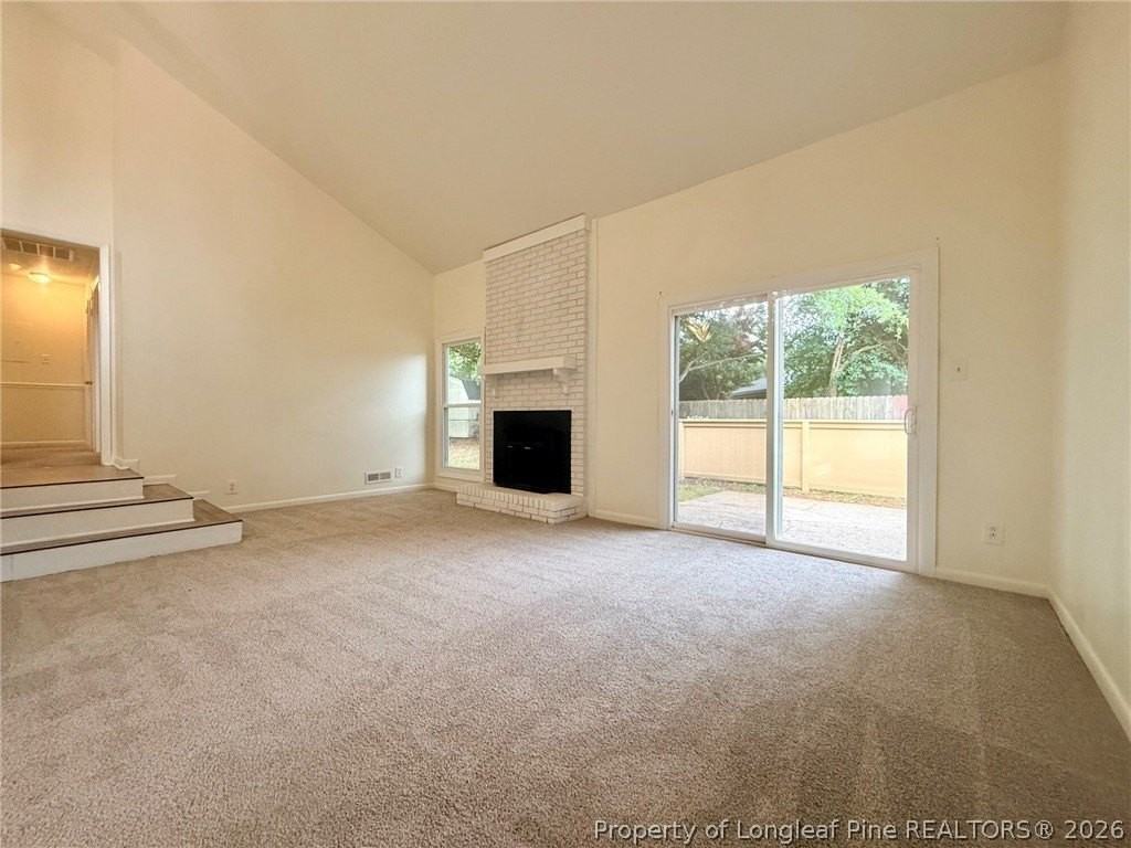 1009 Louisburg Pl - Photo 4 of 29