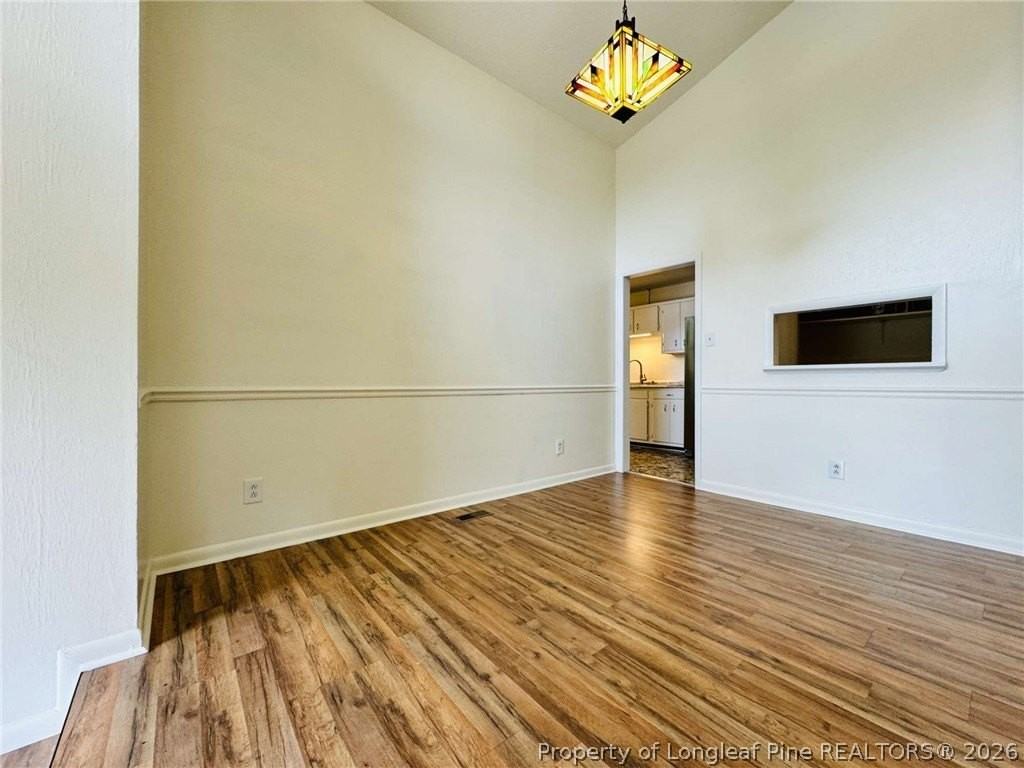 1009 Louisburg Pl - Photo 7 of 29