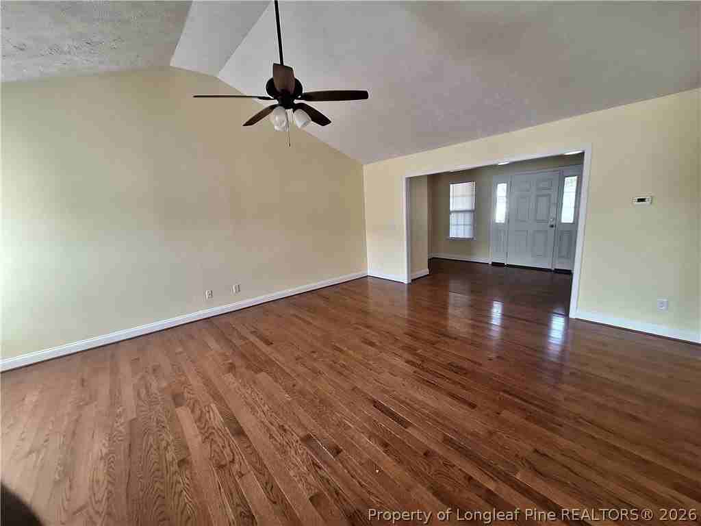 1941 Abbeydale Ln - Photo 3 of 22