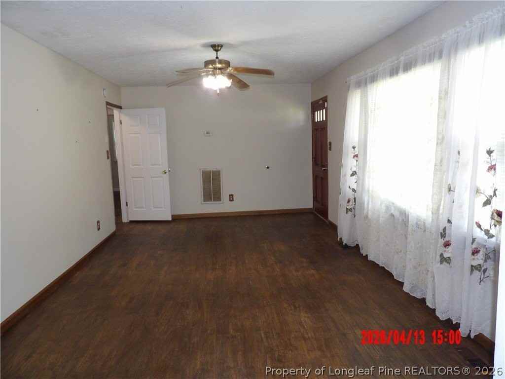 7521 Ascot Ave - Photo 3 of 18
