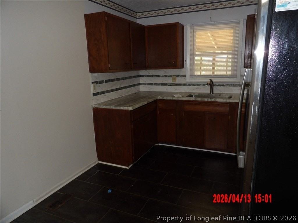 7521 Ascot Ave - Photo 5 of 18