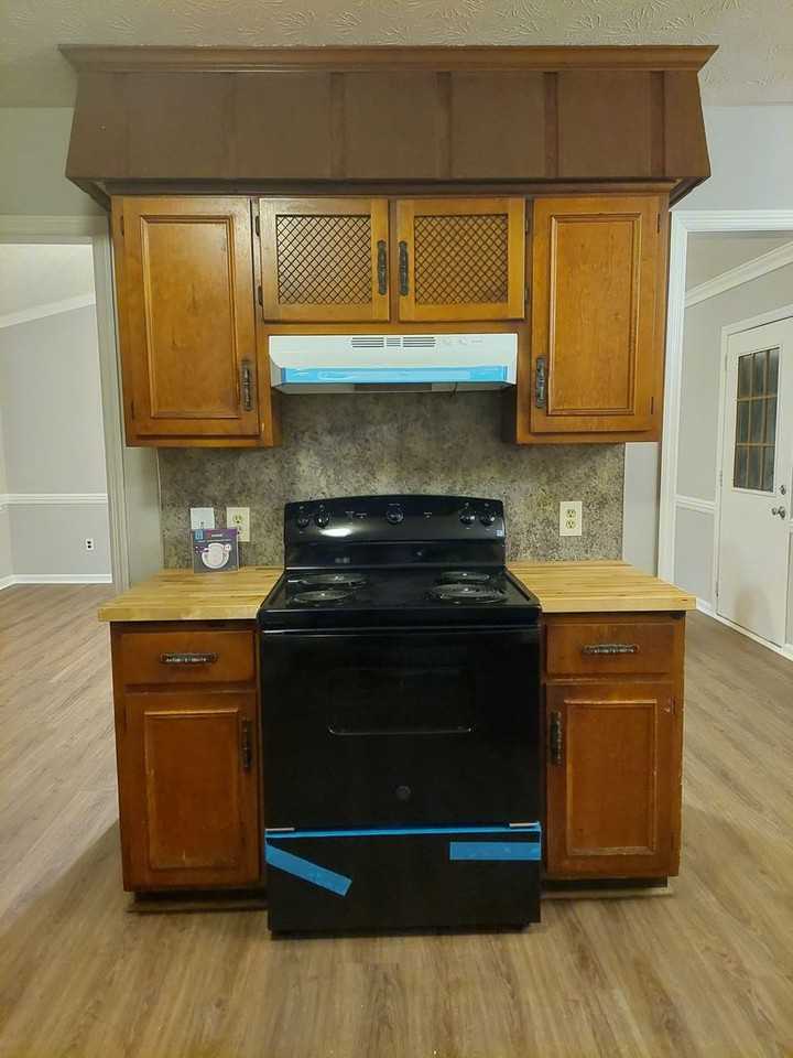 3062 Viking Dr - Photo 5 of 15