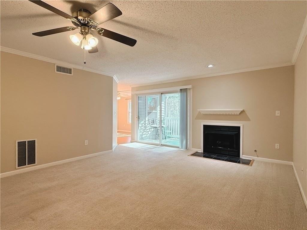 7024 Somerset Cir - Photo 2 of 31