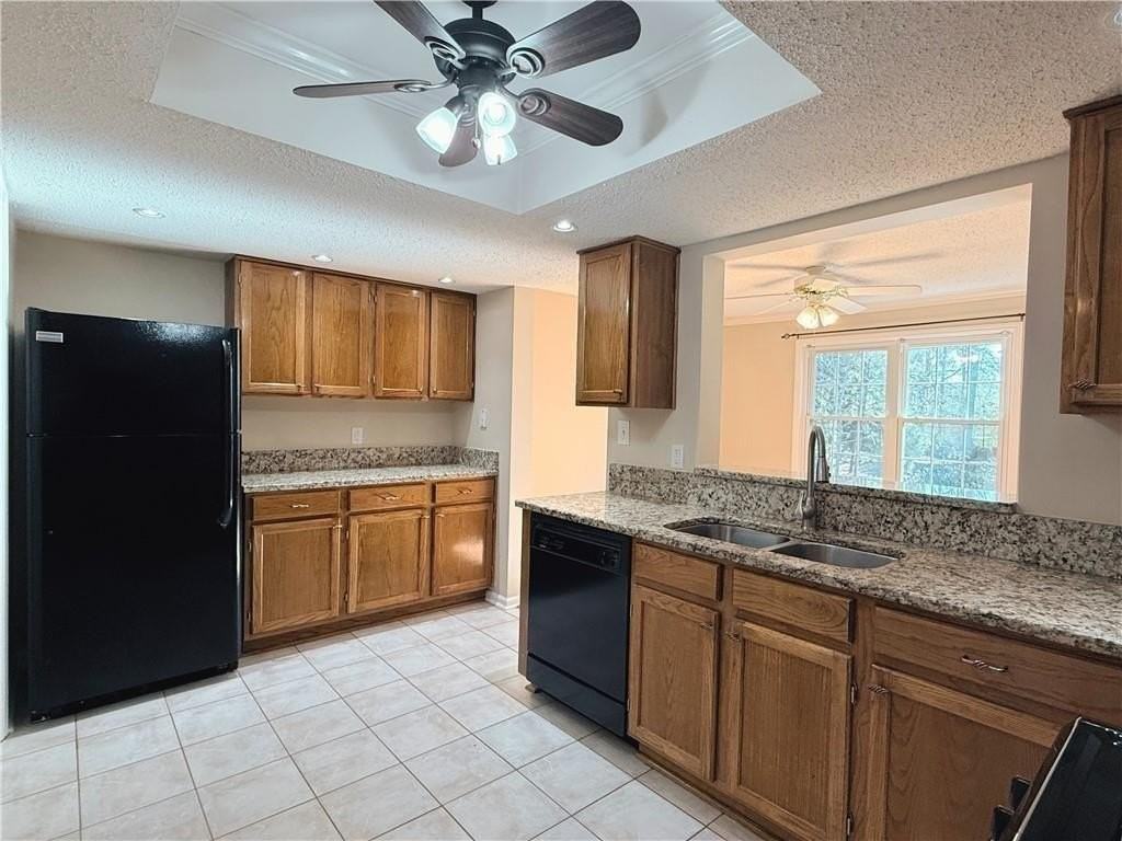 7024 Somerset Cir - Photo 7 of 31