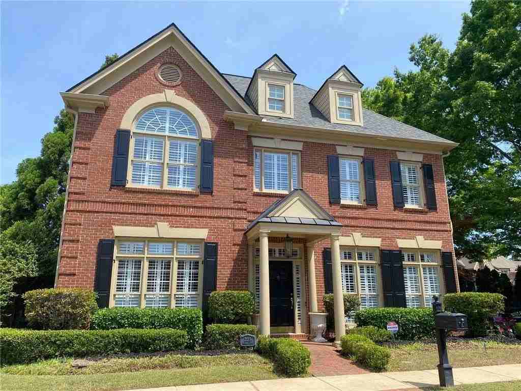 2133 Lucerne Ln Se - Photo 4 of 50