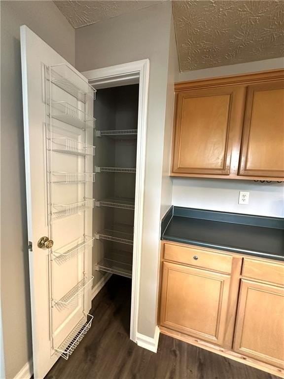 1080 Hunters Crossing Ln - Photo 6 of 26