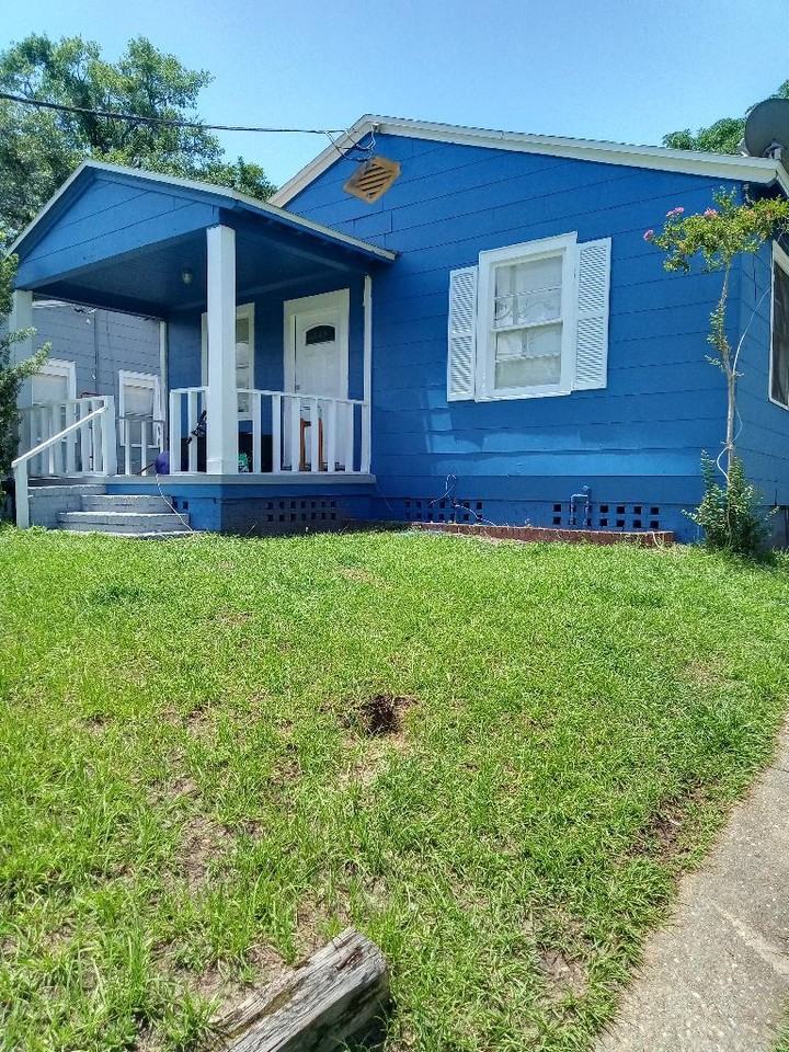 5616 Calvin Ave #1 - Photo 2 of 9