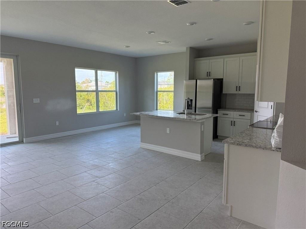3105 66th St W - Photo 3 of 19