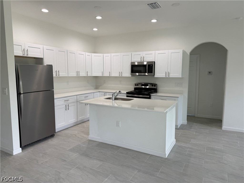 2809 Darlene Pl - Photo 4 of 26