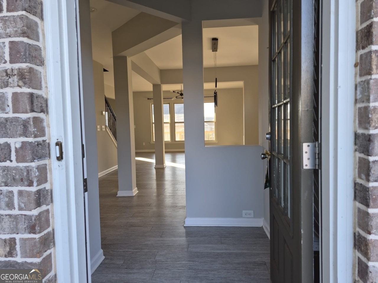 1506 Charcoal Ives Rd - Photo 4 of 37