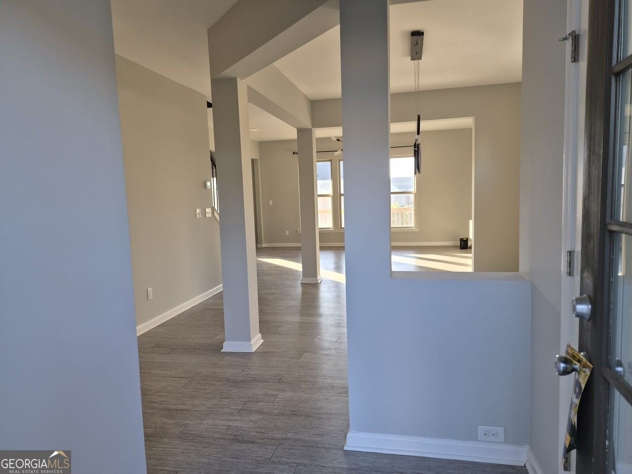 1506 Charcoal Ives Rd - Photo 6 of 37