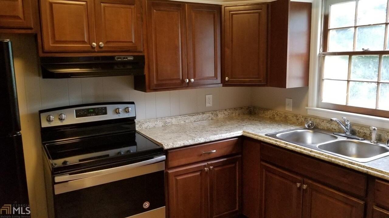 303 Cedar Creek Rd #G - Photo 2 of 8