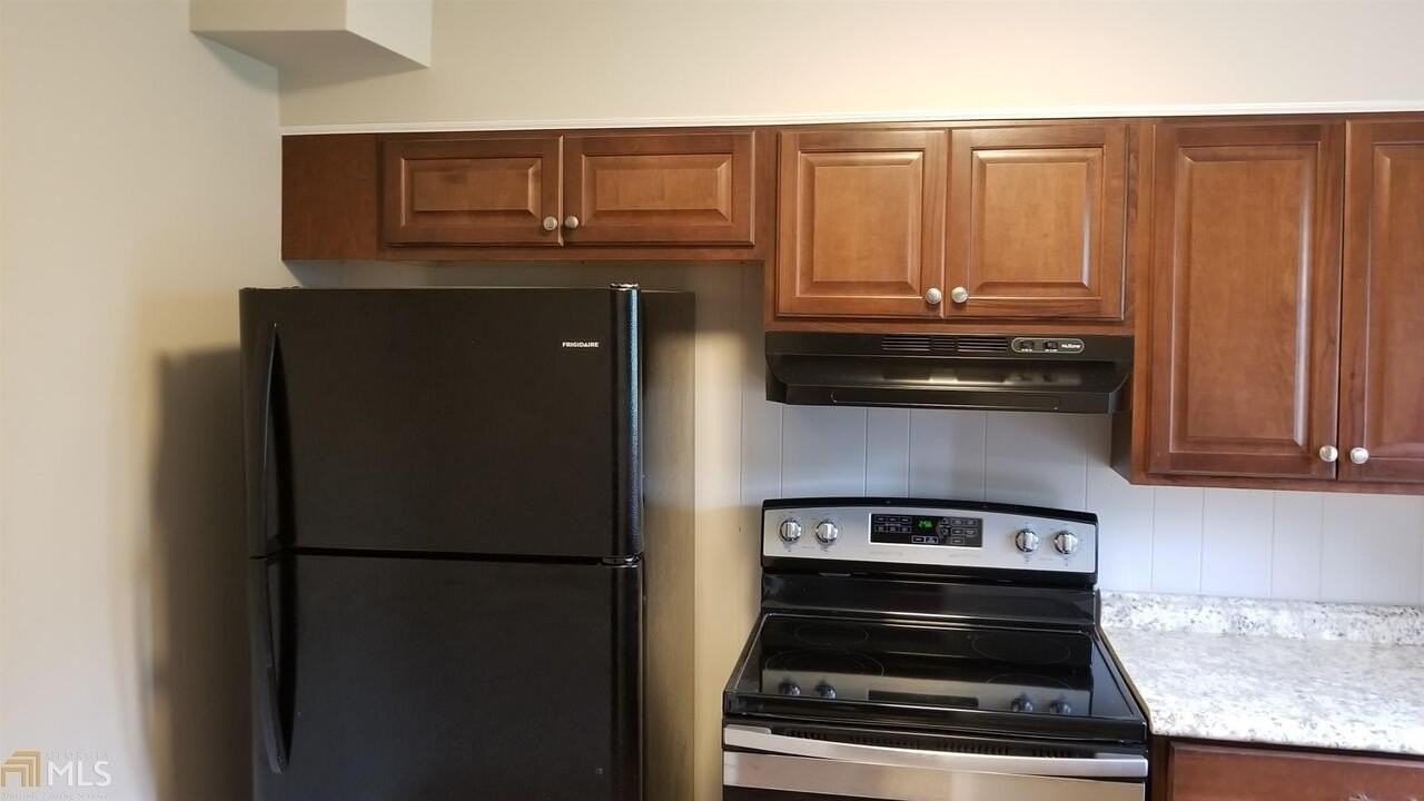 303 Cedar Creek Rd #G - Photo 3 of 8