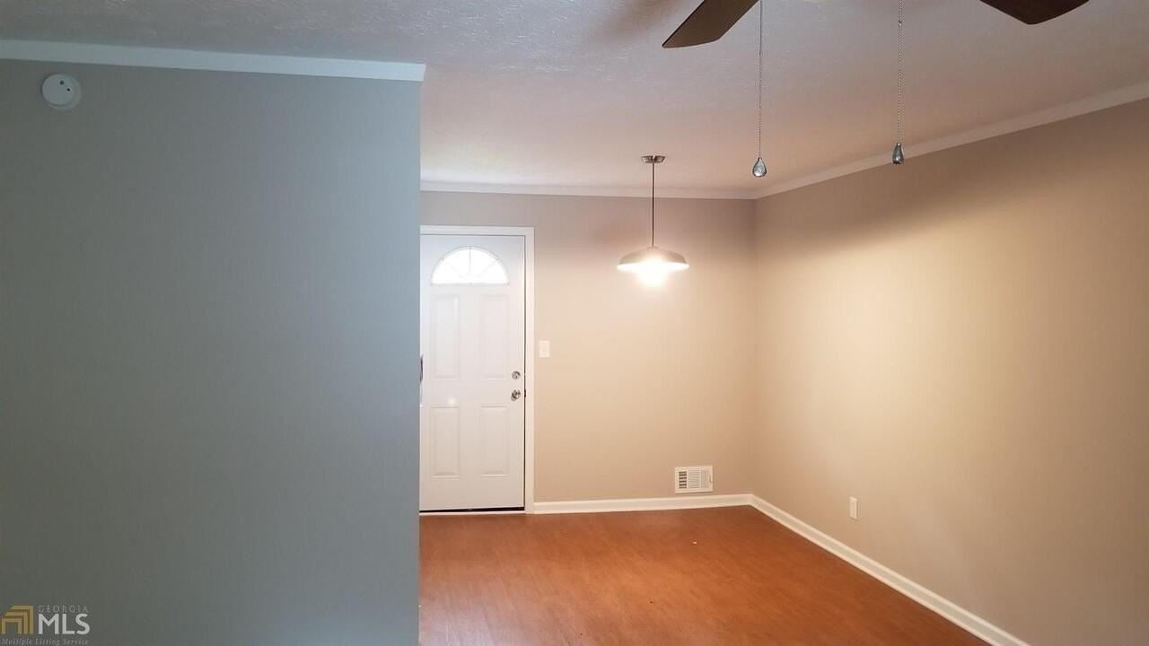 303 Cedar Creek Rd #G - Photo 4 of 8