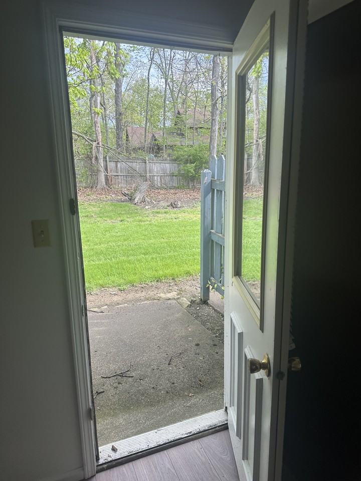 5271 Easkwick Dr. - 5303 #5303 - Photo 3 of 17