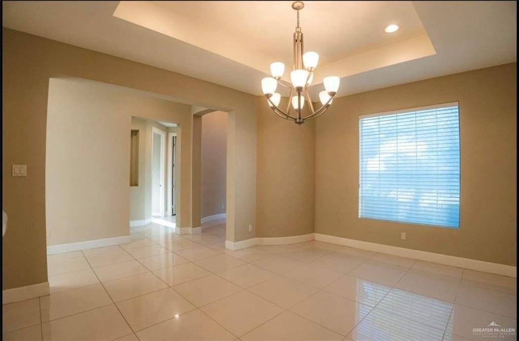 1220 E Agusta Ave - Photo 5 of 17