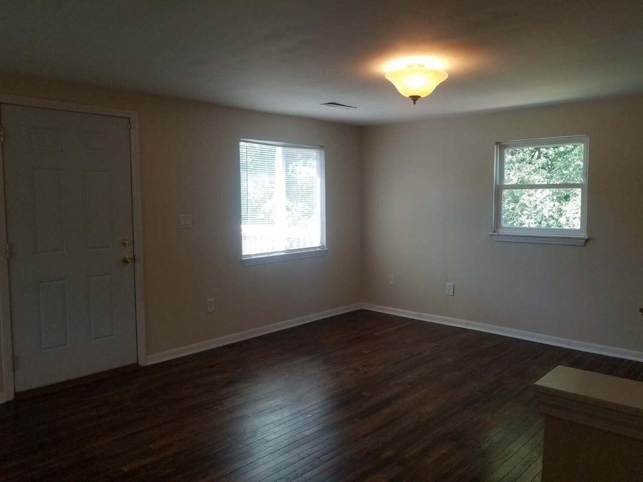 1420 Gattegno St - Photo 4 of 10