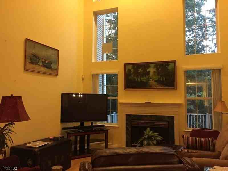 20 Constitution Way - Photo 2 of 12