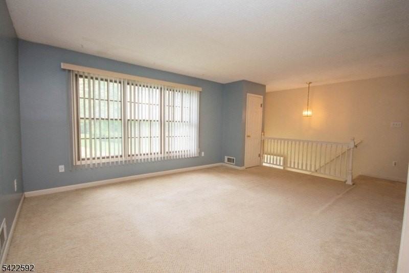 22 Burlington Ct #22 - Photo 6 of 24