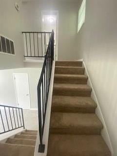 728 Elaine St - Photo 5 of 10