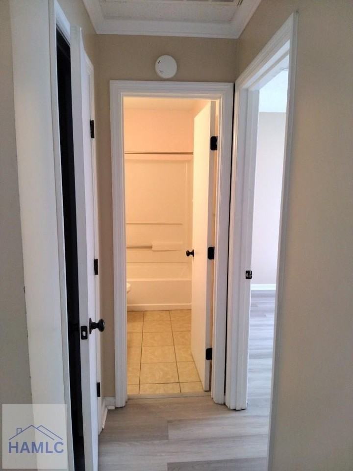 905 King Air Ct - Photo 7 of 12