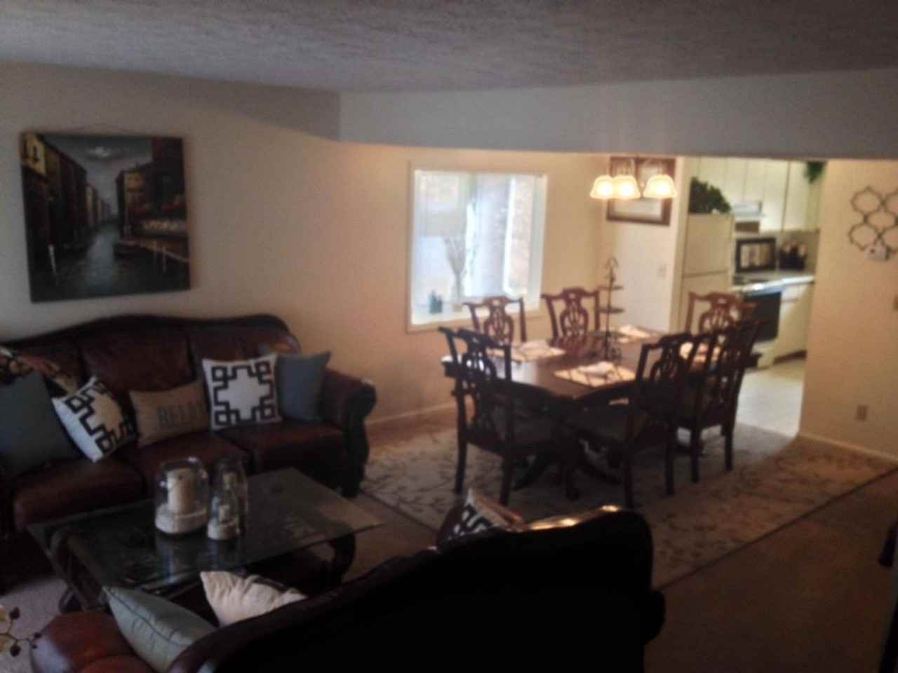 122 Alderman Dr - Photo 3 of 5