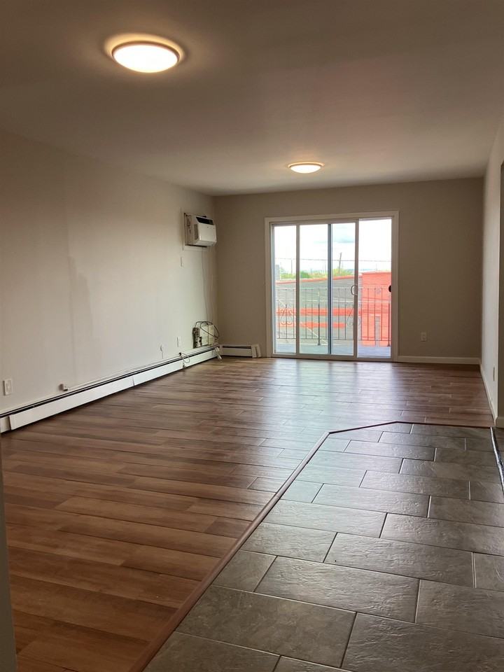 16 Western Ave #3 - Photo 3 of 14
