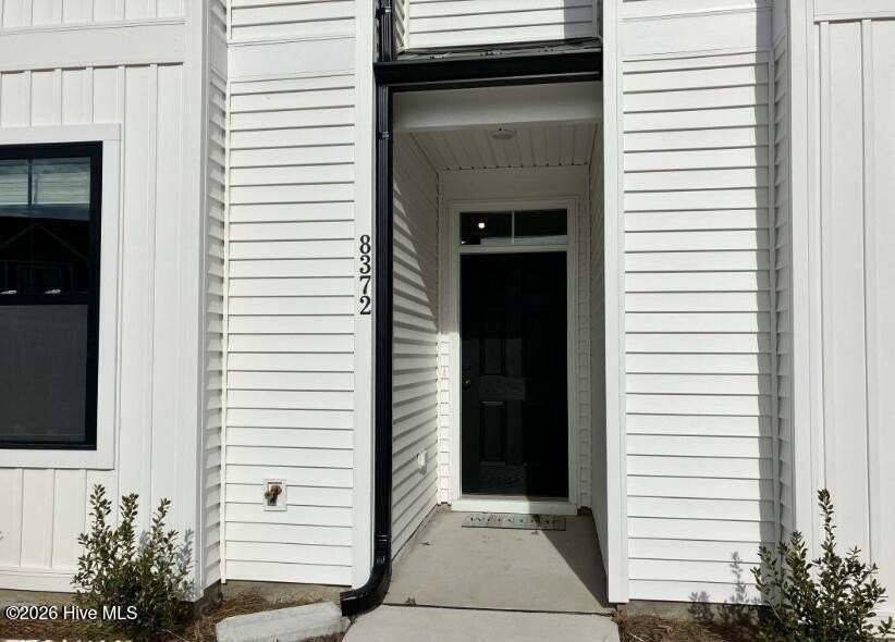 8372 Paramount Pt - Photo 4 of 20