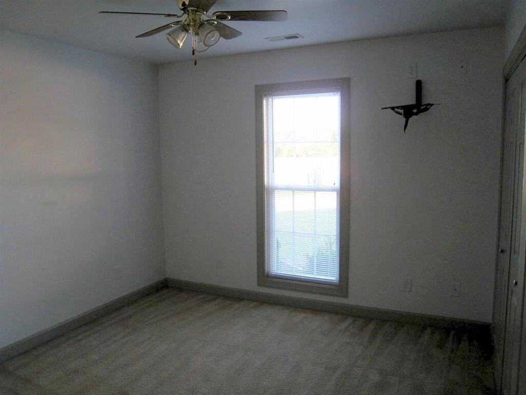 137 Starling Rd ## 1 - Photo 6 of 8