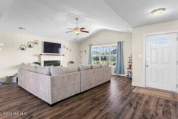 318 Aquamarine Cir - Photo 5 of 24
