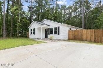 629 Walnut Dr - Photo 2 of 24
