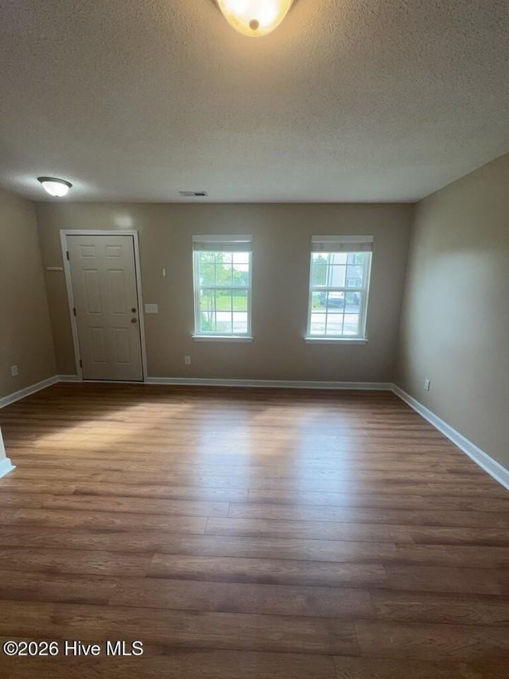 202 Lanieve Ct #6 - Photo 4 of 18