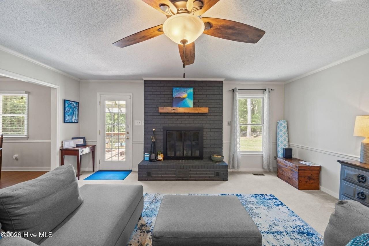 3304 Tack House Rd - Photo 4 of 42