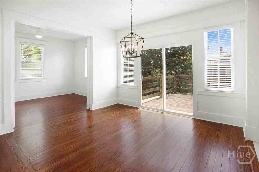 537 Maupas Ave #3 - Photo 5 of 21