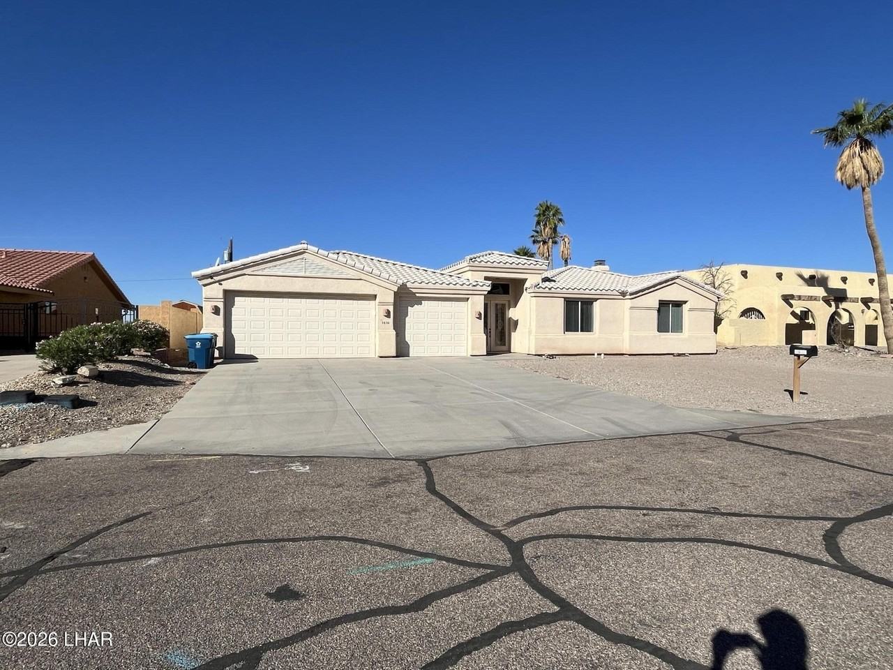 2630 Alibi Dr - Photo 2 of 28