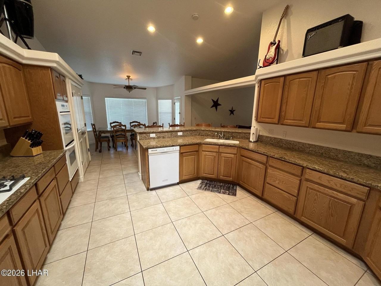 2630 Alibi Dr - Photo 5 of 28